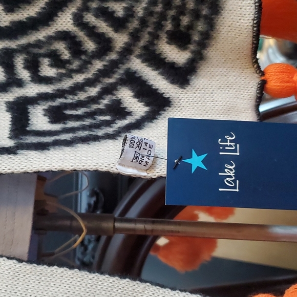 Lake Life Brand Reversible Tasseled 70 inch Scarf - Picture 2 of 8